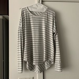 TWO RAG & BONE HUDSON TEES